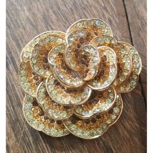 Marcel Boucher 9304P Gold Tone Rhinestones Pave Diamante Budding Rose Brooch